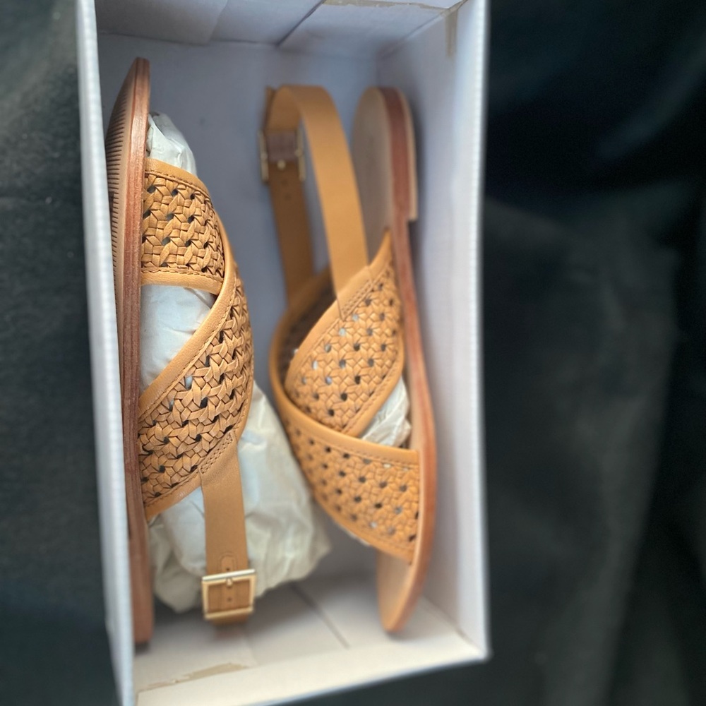 Anthropologie / New Women's Tan Woven Sandals. - Picture 10 of 10